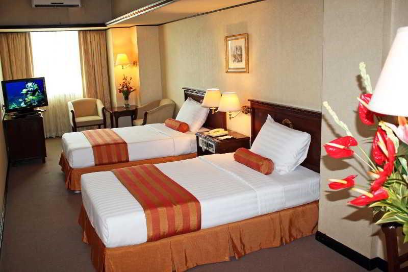 Networld Hotel Spa And Casino Pasay Zewnętrze zdjęcie